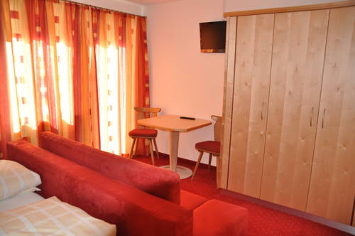 Imagen de la habitación del G&auml;stehaus Regina. Foto 14