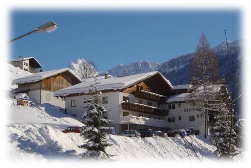 Imagen de la habitación del G&auml;stehaus Rifa. Foto 2