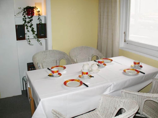Imagen del bar/restaurante del G&auml;stehaus Siebenschl&auml;fer. Foto 2