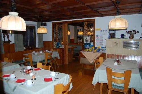 Imagen de la habitación del G&auml;stehaus Stefanie. Foto 7