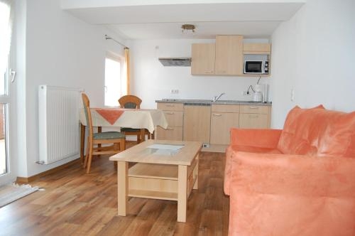 Imagen de la habitación del G&auml;stehaus Stefanie. Foto 8