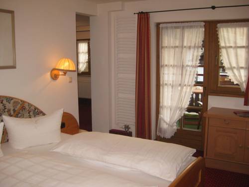 Imagen de la habitación del G&auml;stehaus Walserheimat. Foto 4