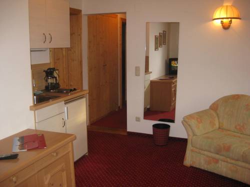 Imagen de la habitación del G&auml;stehaus Walserheimat. Foto 7