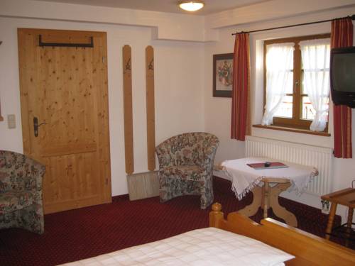 Imagen de la habitación del G&auml;stehaus Walserheimat. Foto 11