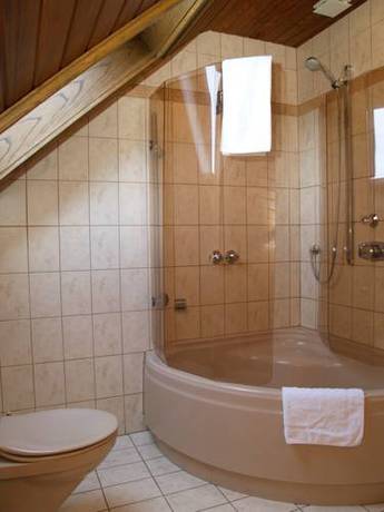 Imagen de la habitación del G&auml;stehaus Zum Stehling. Foto 10