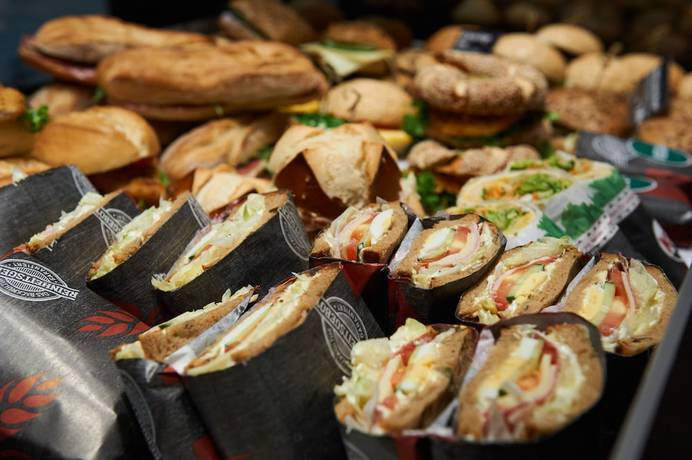 Imagen del bar/restaurante del Gästehaus am Karlstor. Foto 5