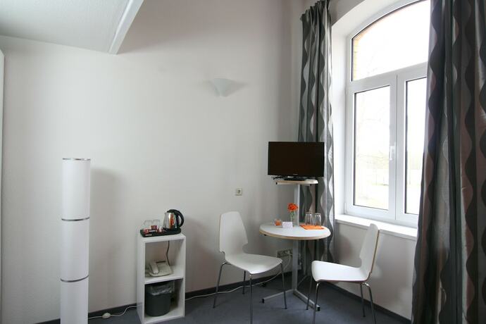 Imagen general del G&auml;stehaus am Lausitzring. Foto 13