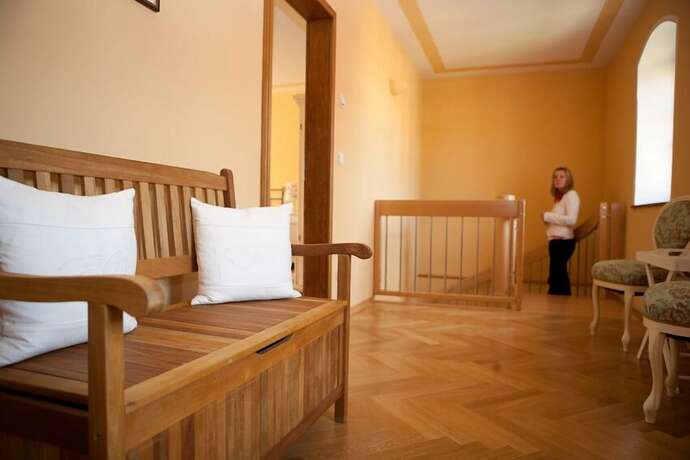 Imagen general del G&auml;stehaus im Weingut Schloss Proschwitz. Foto 10