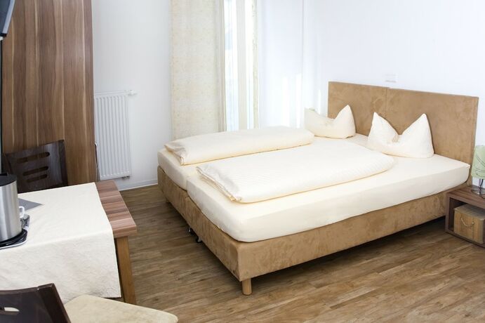 Imagen de la habitación del G&auml;stehaus zum Lamm Garni. Foto 12