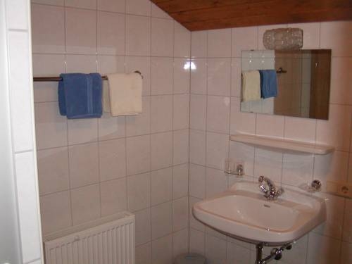 Imagen de los exteriores del G&auml;stehaus-appartments Rieser. Foto 8