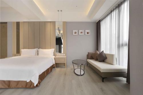 Imagen de la habitación del Gemalan Star Hotel. Foto 17