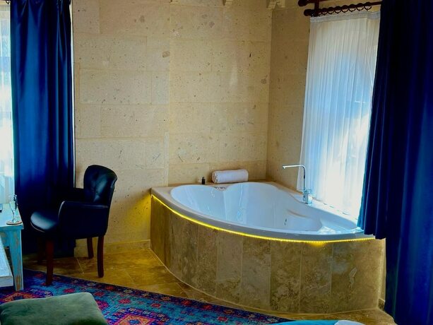 Imagen de la habitación del Gemosa Cappadocia Hotel, Mustafapaşa. Foto 15