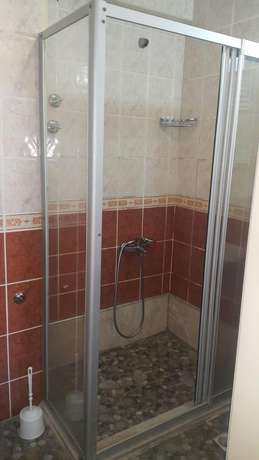 Imagen de la habitación del George Dragon Beach Hotel. Foto 9