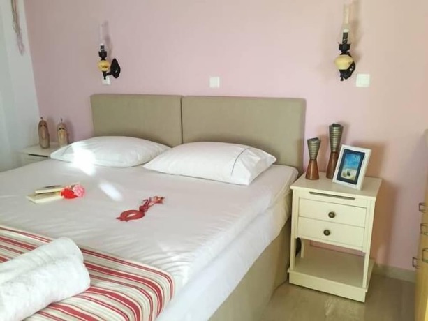 Imagen de la habitación del Gerani Studios. Foto 5