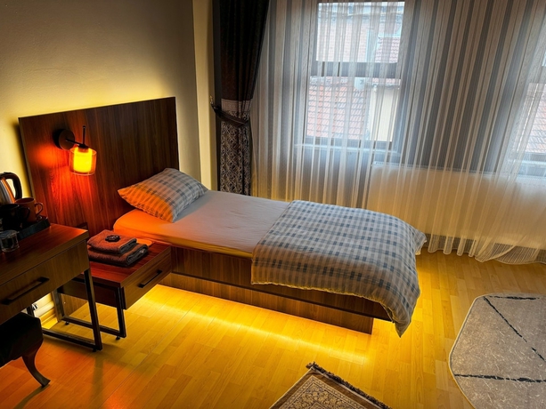 Imagen de la habitación del Germiyan Otel. Foto 6