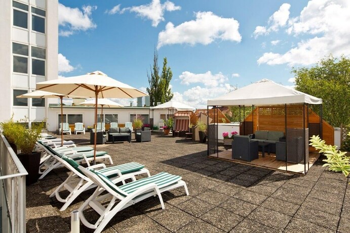 Imagen de los exteriores del Gesundheitszentrum Helenenquelle. Foto 20