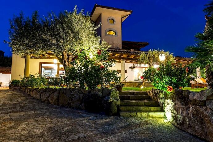 Imagen general del Giardini-naxos Beautiful Villa With Pool. Foto 6