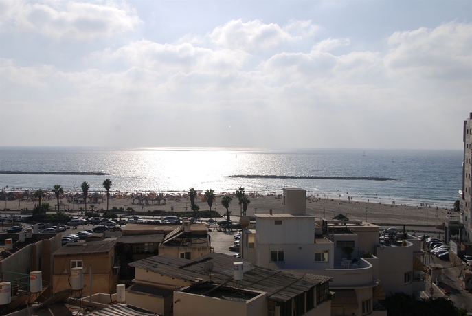 Imagen de los exteriores del Gilgal. Foto 14