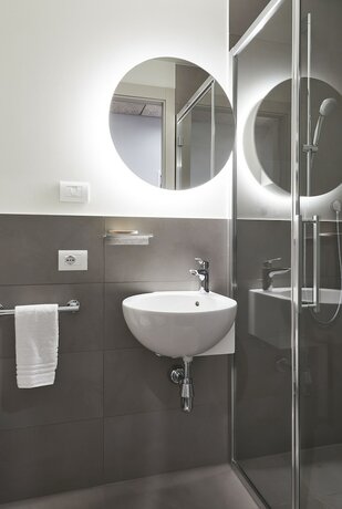 Imagen general del Giovenale Milan Navigli: Modern Rooms And Open Spaces In The Heart Of The City. Foto 3