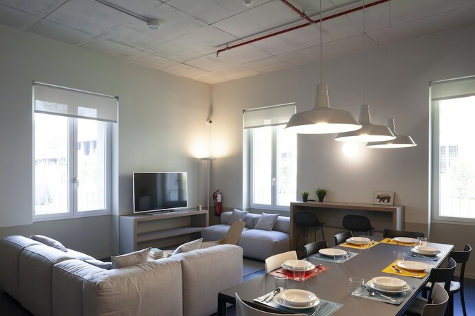 Imagen general del Giovenale Milan Navigli: Modern Rooms And Open Spaces In The Heart Of The City. Foto 6