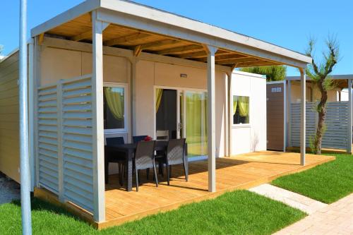 Imagen general del Girasole Eco Family Village. Foto 4