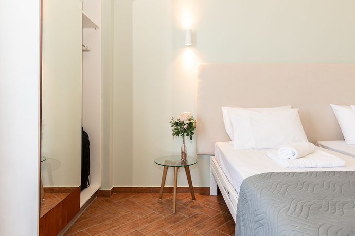 Imagen de la habitación del Girogiali Hotel. Foto 4