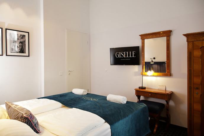 Imagen de la habitación del Giselle Vintage Doubles - Adults Only. Foto 18