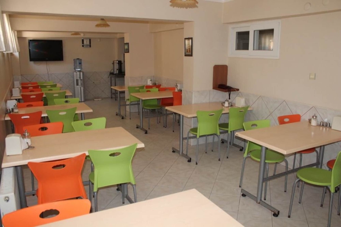 Imagen del bar/restaurante del Gizem Pansiyon. Foto 2