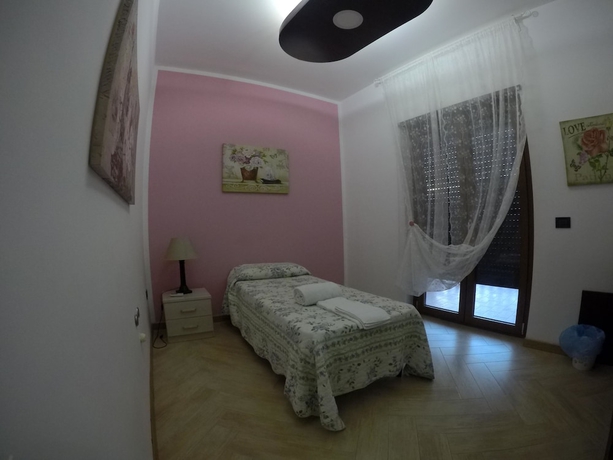 Imagen de la habitación del Glamour Bed And Breakfast. Foto 8