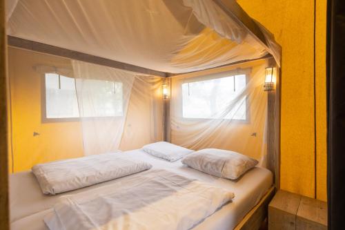 Imagen de la habitación del Glamping Lauwersmeer. Foto 16