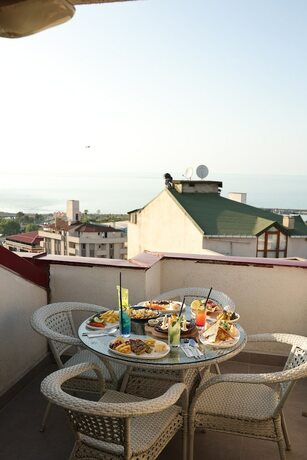Imagen general del Gloria Suite Hotel. Foto 4
