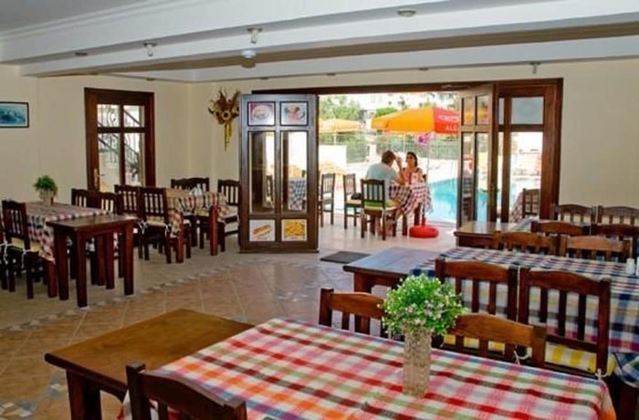 Imagen del bar/restaurante del Gloria Tibi Hotel Gumbet. Foto 2