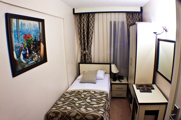Imagen de la habitación del Glorina Hotel. Foto 9