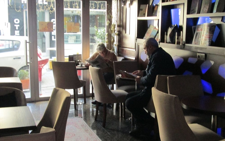 Imagen del bar/restaurante del Glorina Hotel. Foto 3