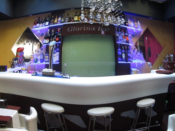 Imagen del bar/restaurante del Glorina Hotel. Foto 7