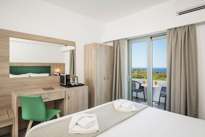 Imagen de la habitación del Glykeria Hotel. Foto 13