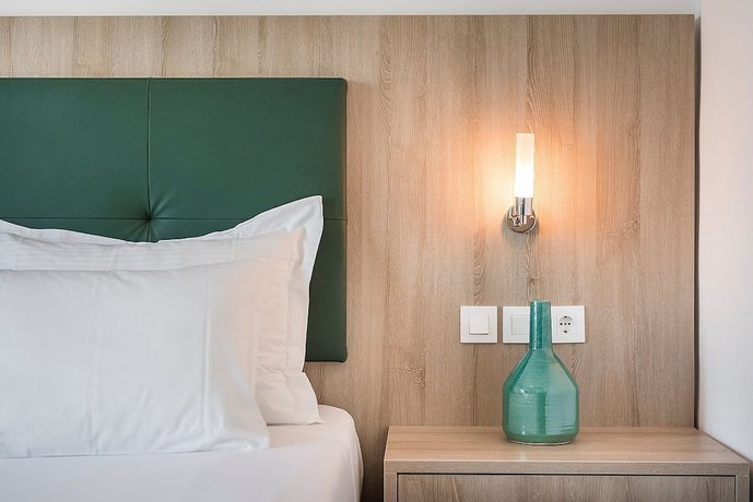 Imagen de la habitación del Glykeria Hotel. Foto 17