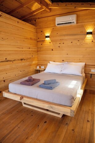 Imagen general del Goat Bungalow and Camping. Foto 13