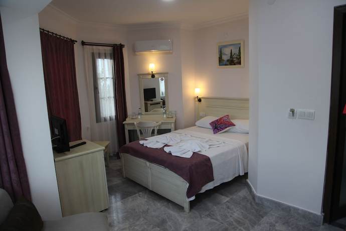 Imagen de la habitación del Gokova Hotel. Foto 5
