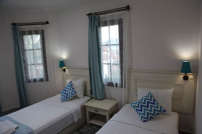 Imagen de la habitación del Gokova Hotel. Foto 11