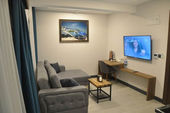 Imagen de la habitación del Golaz Suit Otel. Foto 17