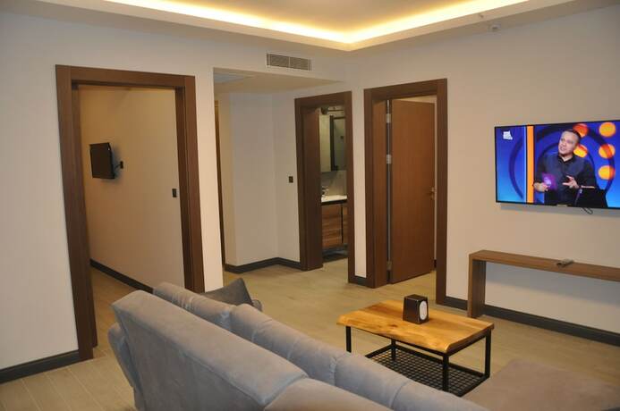 Imagen de la habitación del Golaz Suit Otel. Foto 18