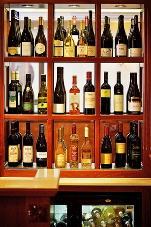 Imagen del bar/restaurante del Gold Hotel and Apartments. Foto 7