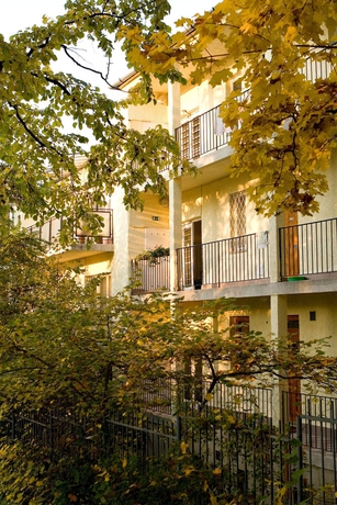 Imagen de los exteriores del Gold Hotel and Apartments. Foto 16