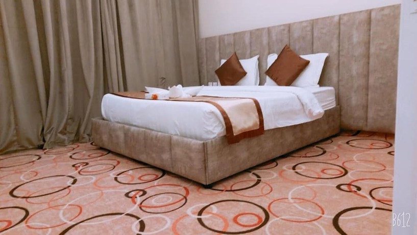 Imagen de la habitación del Golden Alareen. Foto 4