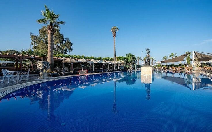 Imagen general del Golden Beach Resort And Spa, Bodrum. Foto 1