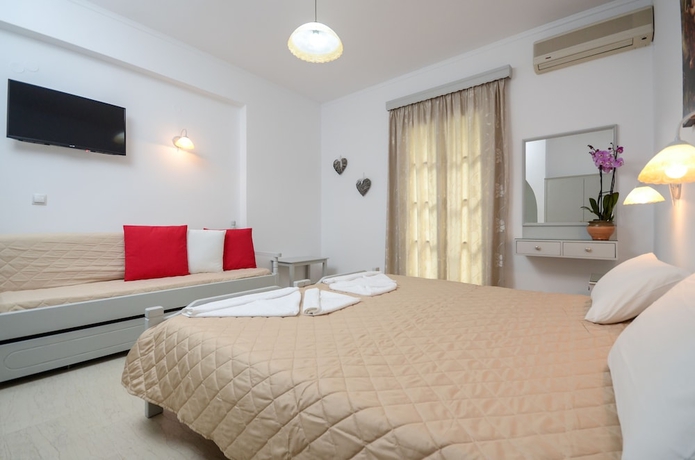 Imagen de la habitación del Golden Beach Studios. Foto 4