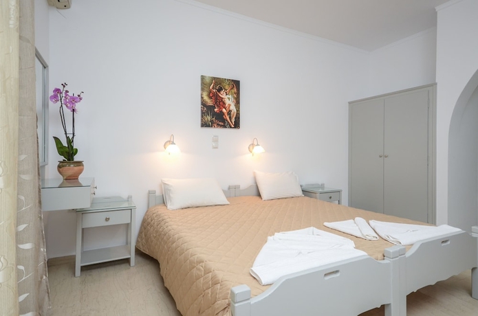 Imagen de la habitación del Golden Beach Studios. Foto 6