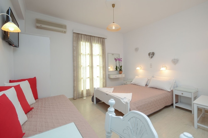 Imagen de la habitación del Golden Beach Studios. Foto 8