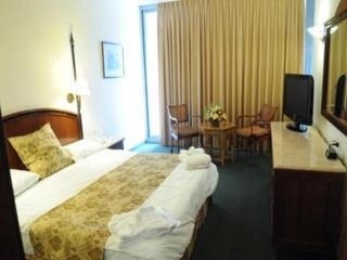 Imagen de la habitación del Golden Crown Hotel. Foto 4